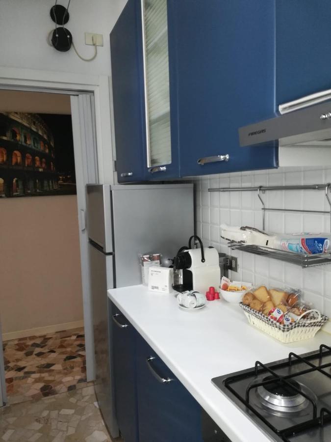 Primo Piano - Bilocale Casa Vacanze เบรเชีย ภายนอก รูปภาพ